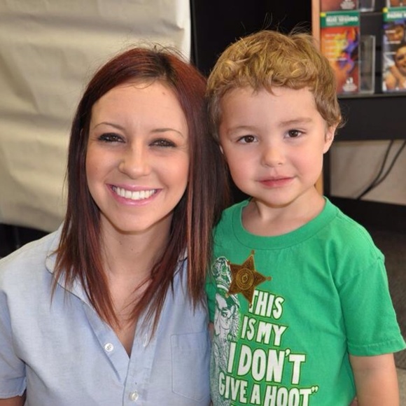 Meet your Posher, Gracie - Picture 7 of 7